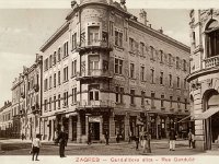Palača Kallina (Gundulićeva 20, Masarykova), razglednica snimljena oko 1910  Kuća Kalina je secesijska zgrada izgrađena 1903.-1904. kao stambena zgrada za bogatog industrijalca Josipa Kallinu, koji je bio vlasnik i direktor tvornice keramike, posuđa i peći. Zato je i fasada opločena keramikom, kao vrst samoreklame. Kuću je projektirao zagrebački arhitekt Vjekoslav Bastl, a smatra se jednim od najvažnijih ostvarenja secesijske arhitekture u srednjoj Europi.